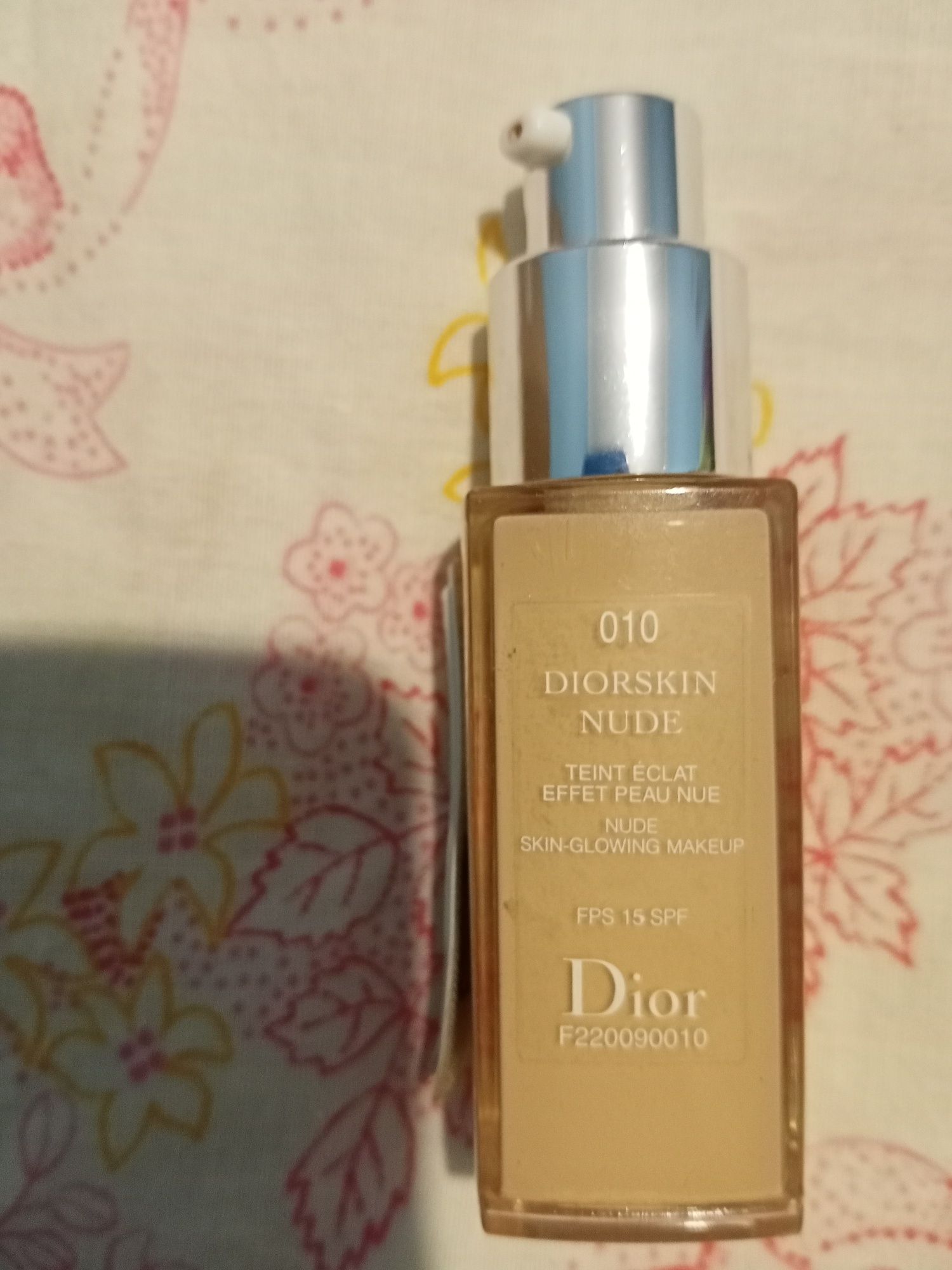 Тональный крем Dior DIORSKIN NUDE 010 spf 15