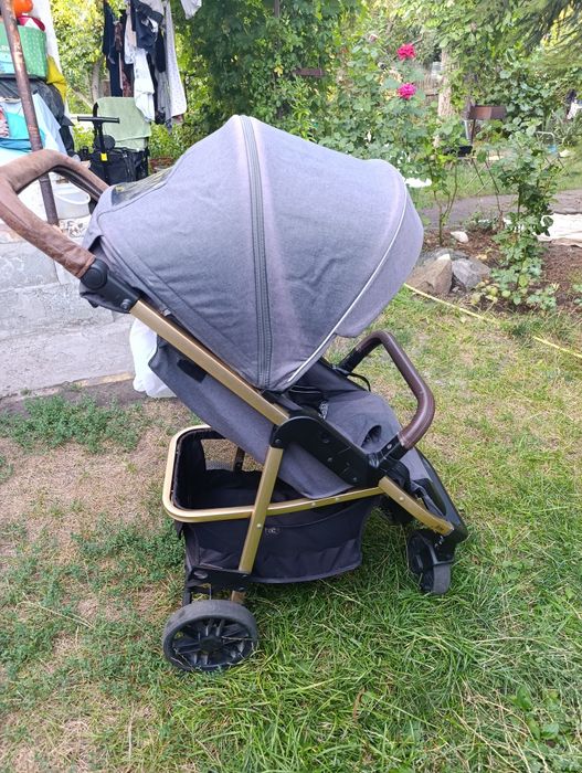 Коляска Carrello echo есть ещё  под разборку