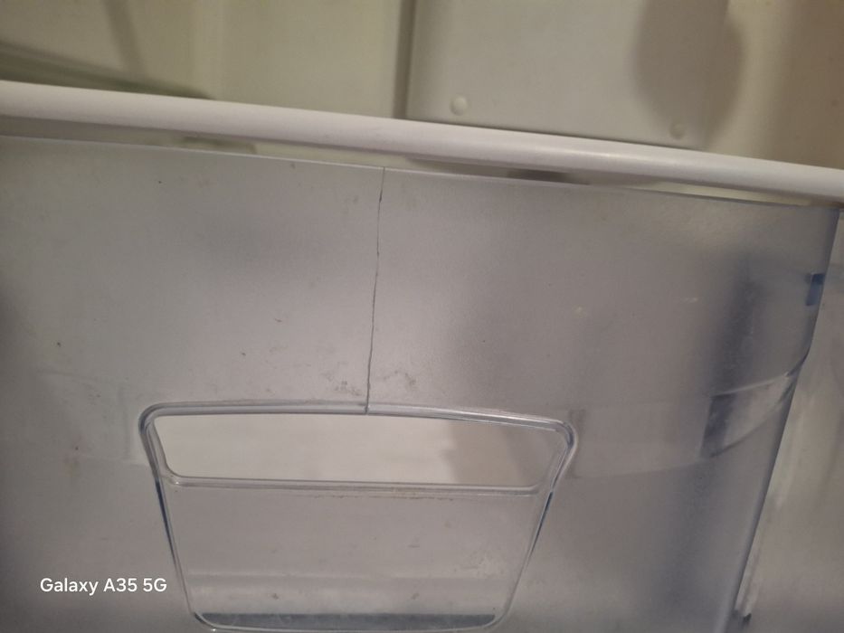 Хололильник Indesit