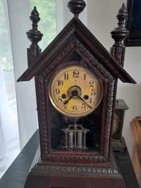 Stary zegar kapliczka Junghaus