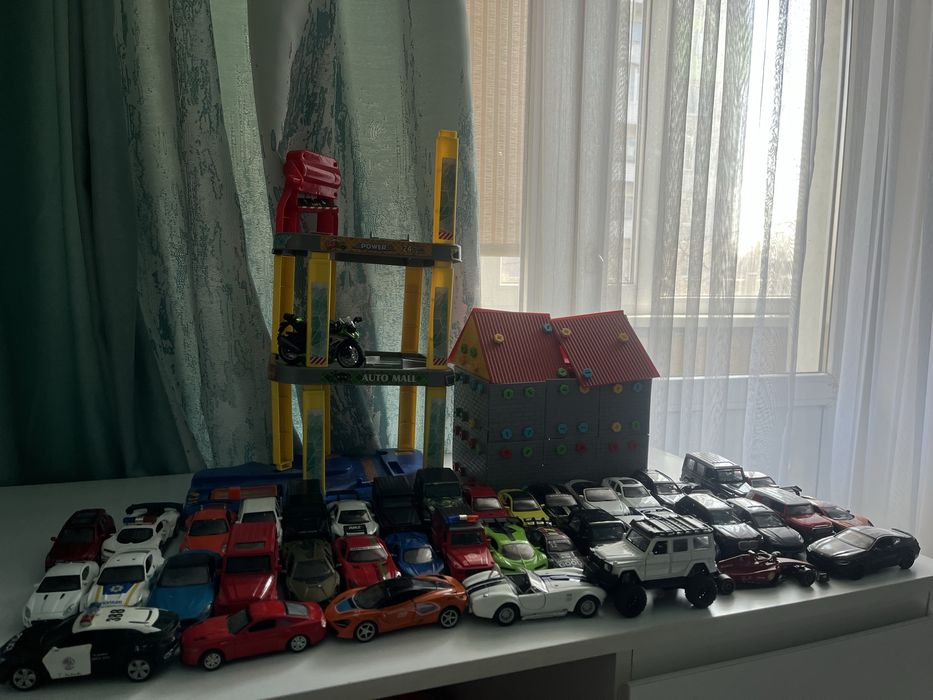 Колекційні машинки