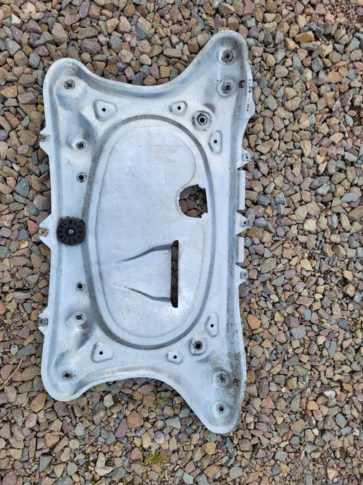 Osłona Pod Silnik Podwozia bmw m3 e46 3.2 343km