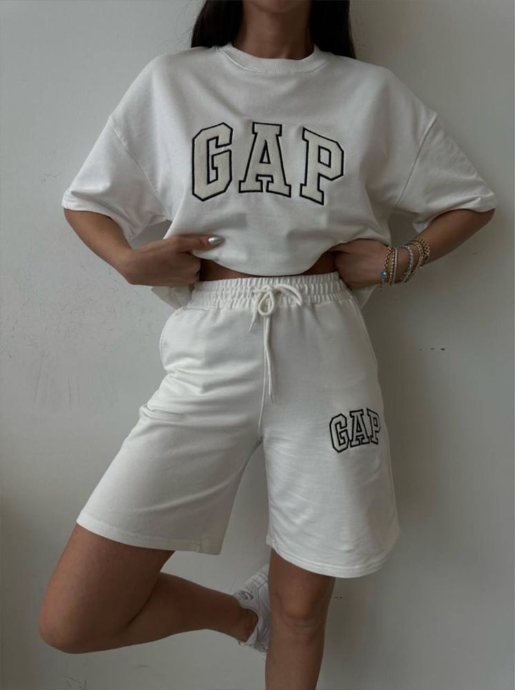 Крутий костюм GAP