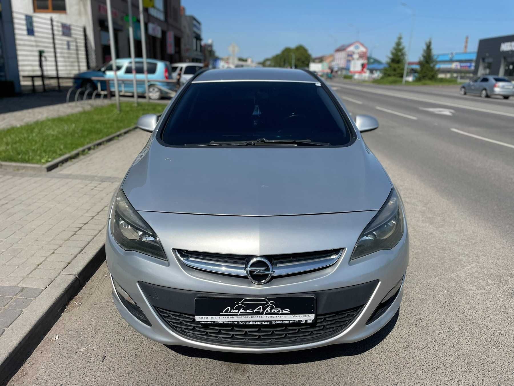 opel astra  2015