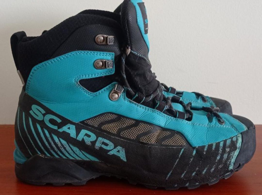 Черевики від Scarpa