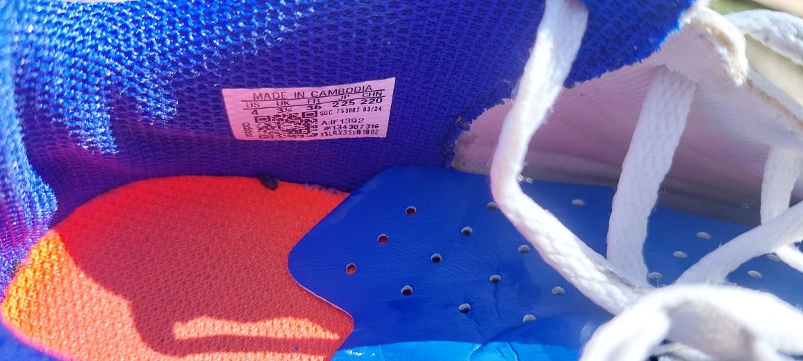 Halówki Adidas F50 dziecięce rozmiar 36 Piłka nożna