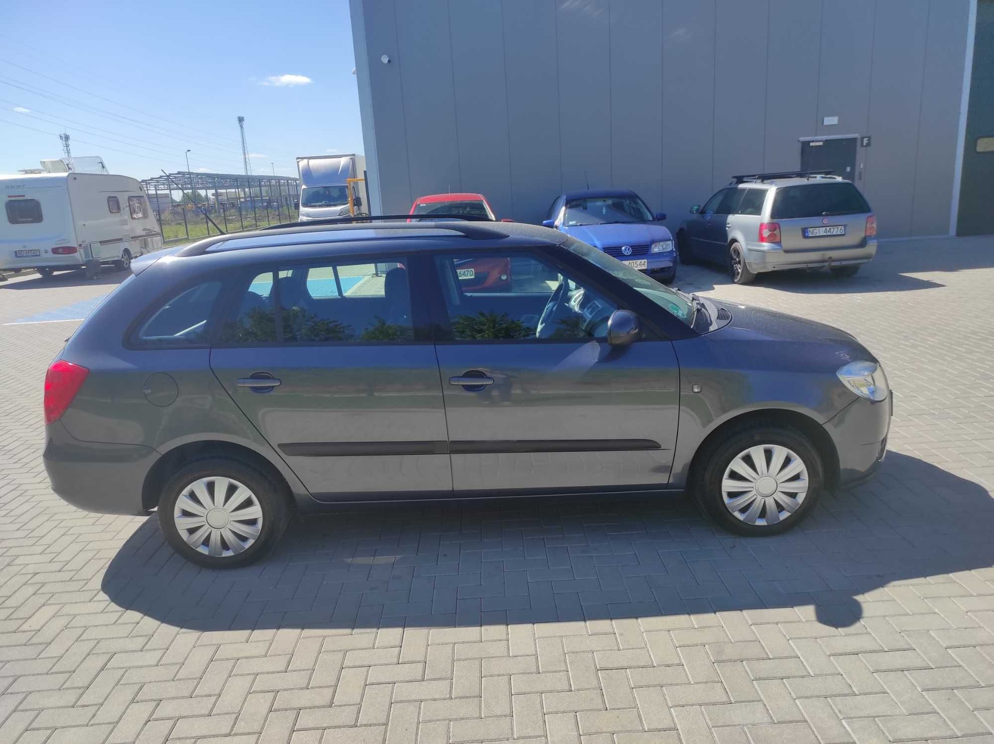 Skoda Fabia II 1,6 MPI benz,import Niemcy,bogata wersja,opłacona,2010r