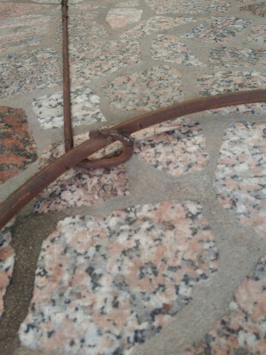 Brinquedo antigo - arco e gancheta