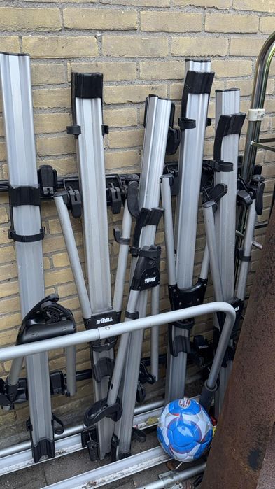 Bagażnik dachowy Thule Tour 515 na 5 rowerów