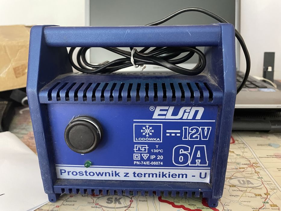 Prostownik Elsin 12V z termikiem do sprzętu turystyczneg