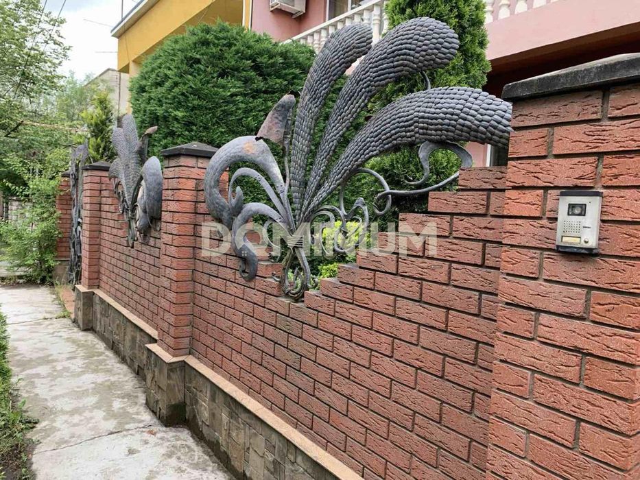 Продається чудовий будинок у м. Виноградів, вул. Чкалова