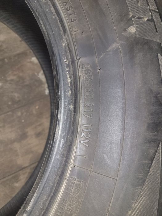 Продам б/у резину TOYO  265/65 R17  4-шт