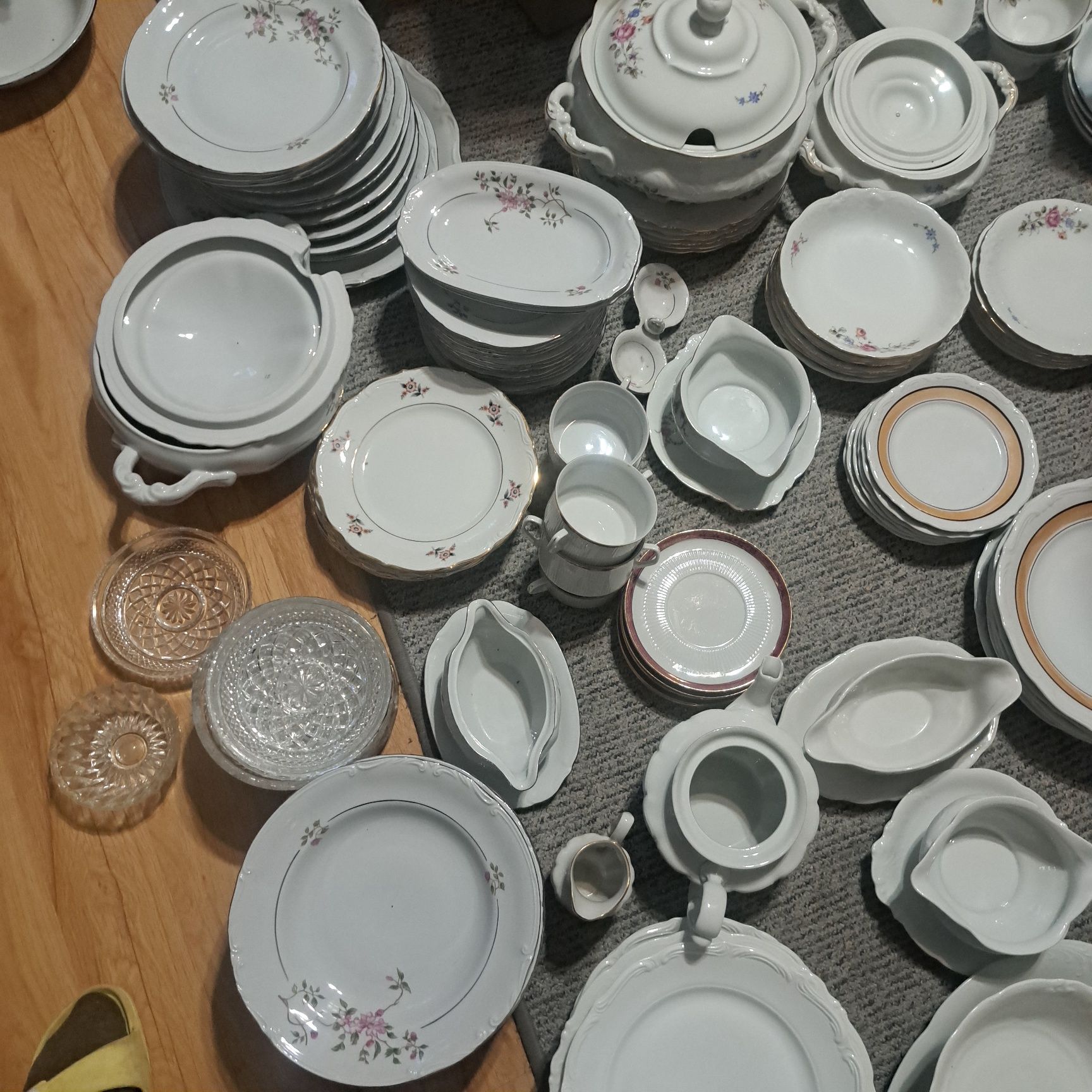 Porcelana zestawy i kryształy