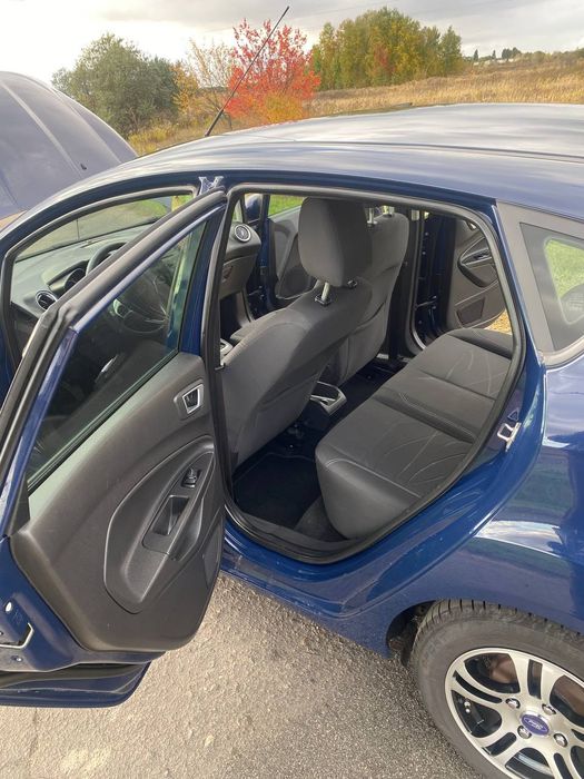 Ford fiesta MK7 2013