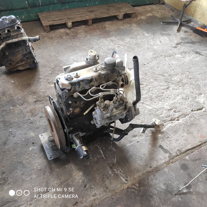 Silnik Iseki 3AE1 E3AE1 części mitsubishi kubota yanmar