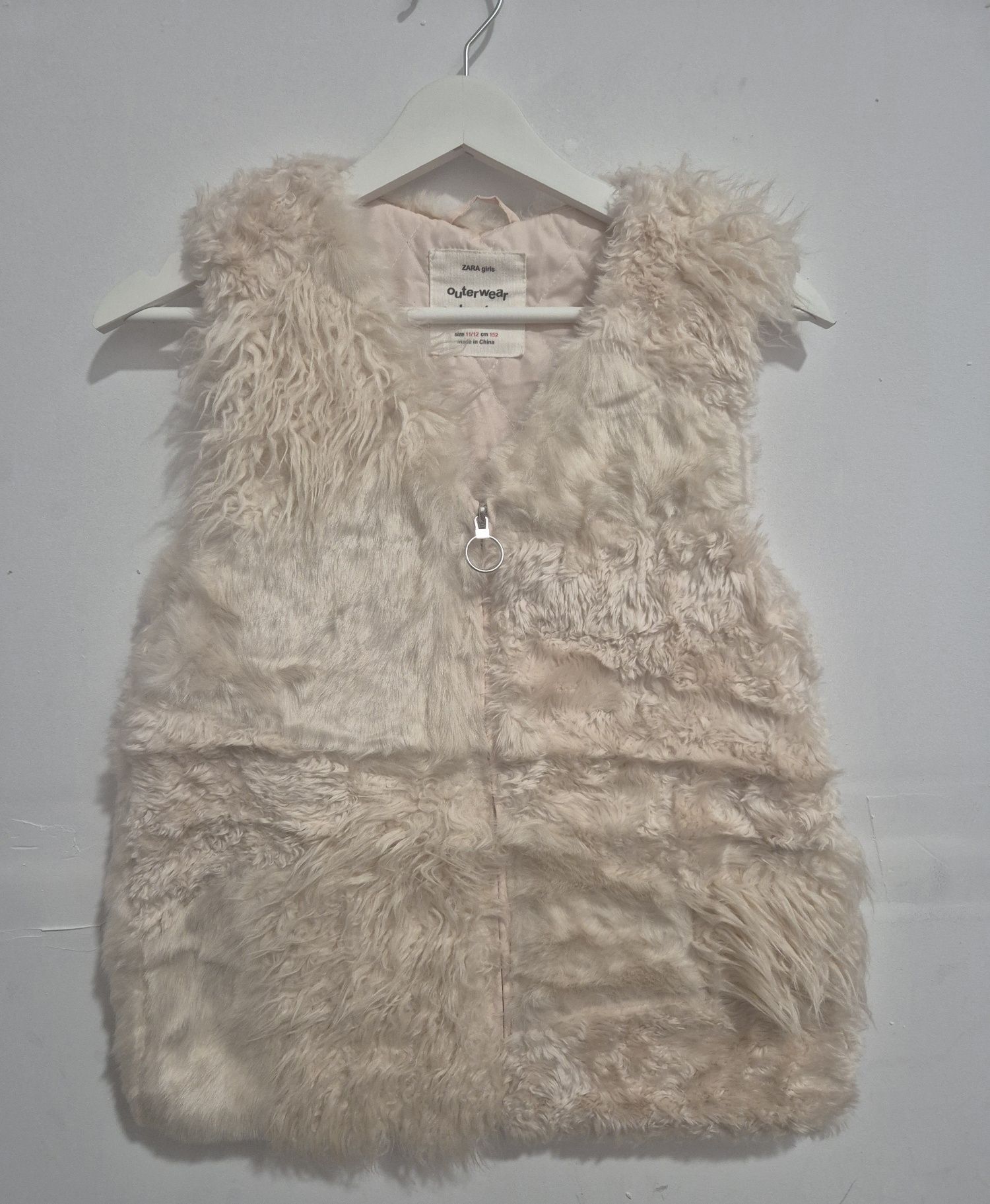 Zara kamizelka bezrękawnik 152