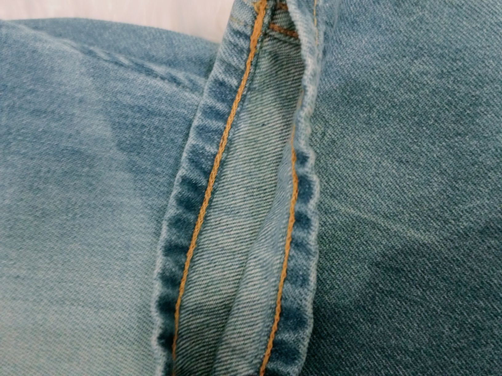 Spodnie męskie w rozmiarze 32 firmy Hilfiger