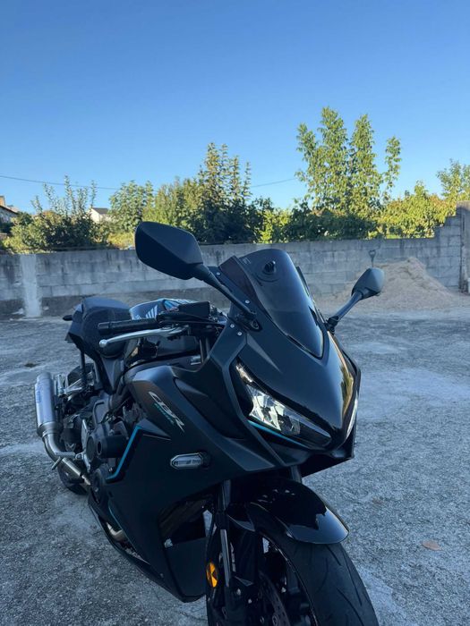 Mota Honda CBR 650R
