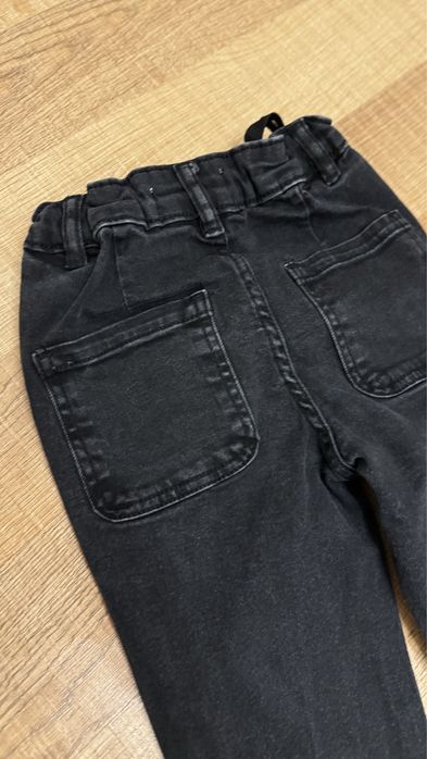 Чорні джинси Reserved