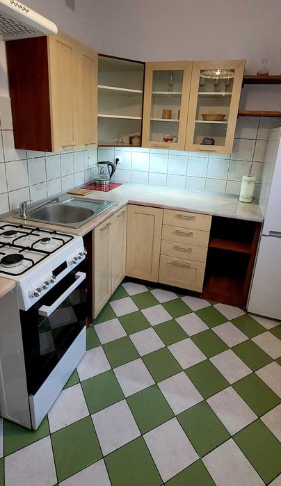Wynajmę kawalerkę 35 m² os. Mokre w Toruniu parterowy lokal z balkonem