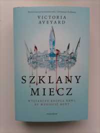 Victoria Aveyard Szklany miecz - nieużywana