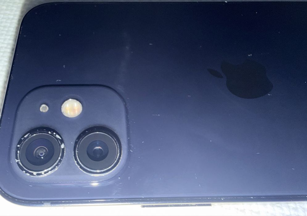 Vendo iphone 12 usado