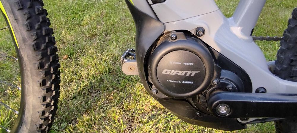 Giant Fathom E+2 E-bike 29 cali  roz.S Yamaha rower elektryk