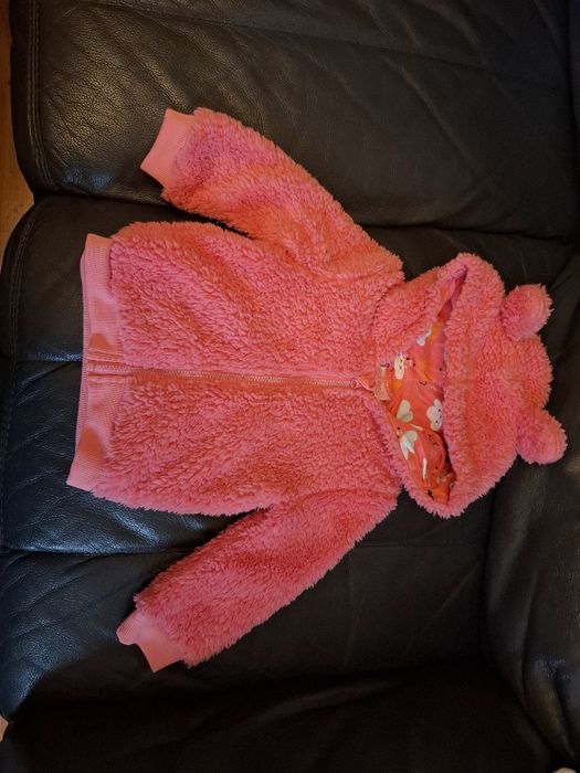 Sprzedam ciepłą bluzę dla dziewczynki marki so cute. rozmiar 74