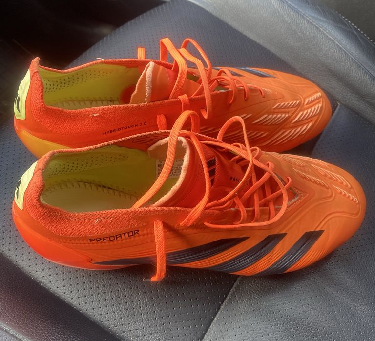 Бутси adidas predator