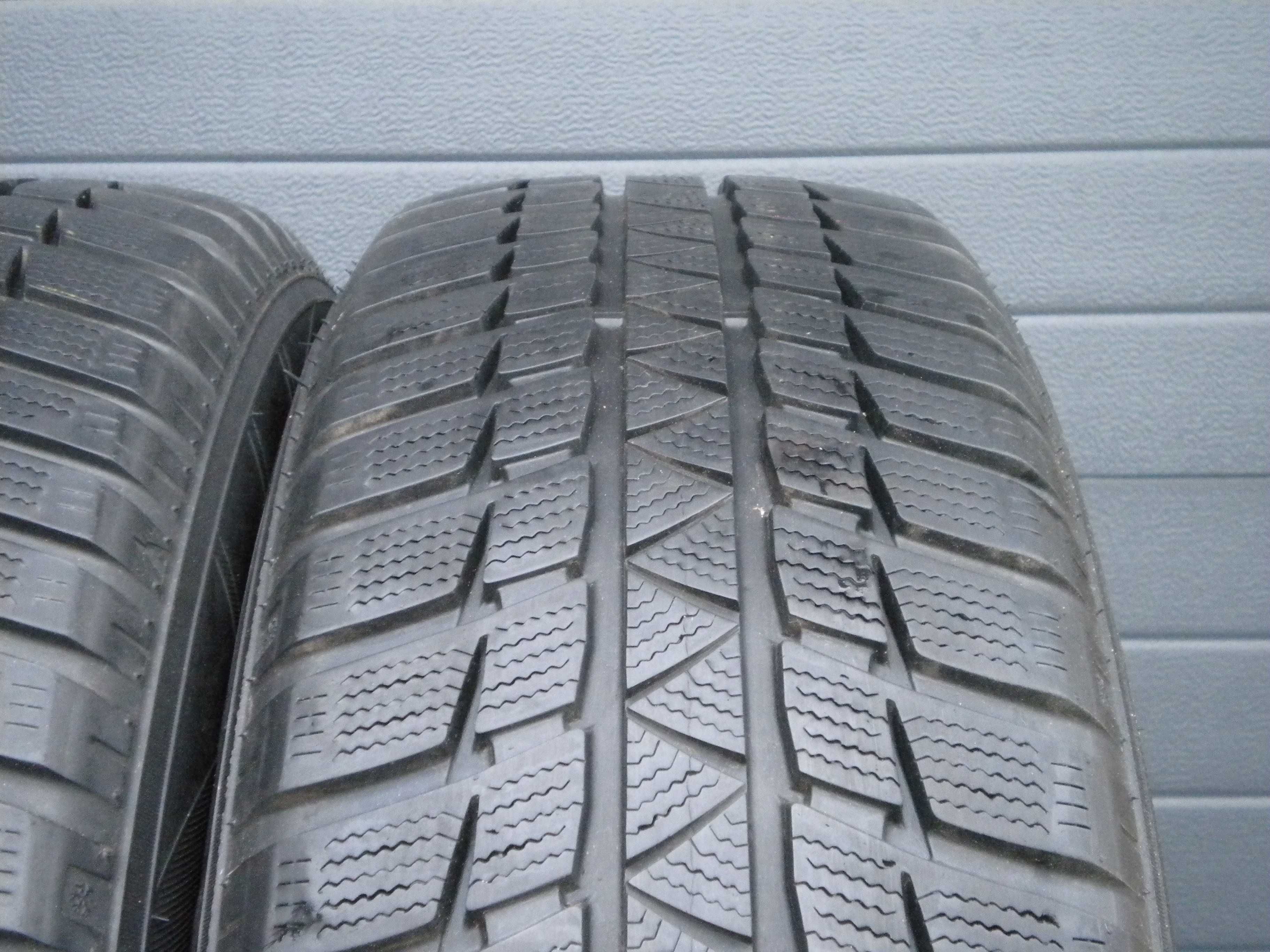 ! 2x Opony zimowe FALKEN EUROWINTER HS449 225/65R17 102H