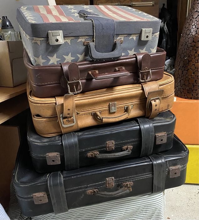 Conjunto de Cinco Malas de Viagem Vintage