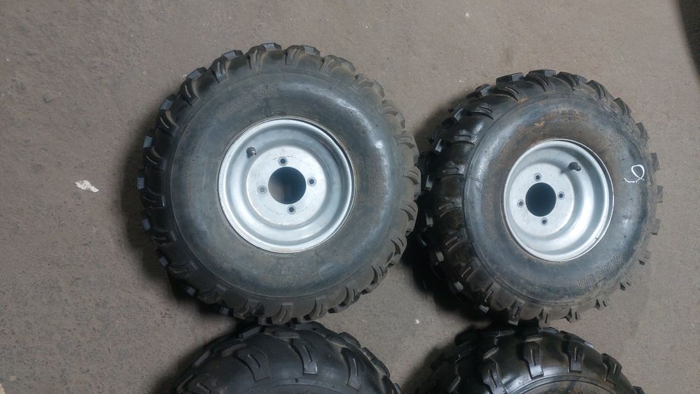 Шины на квадроцикл разноширокие комплект всборе 240/50 R8 180/80 R8