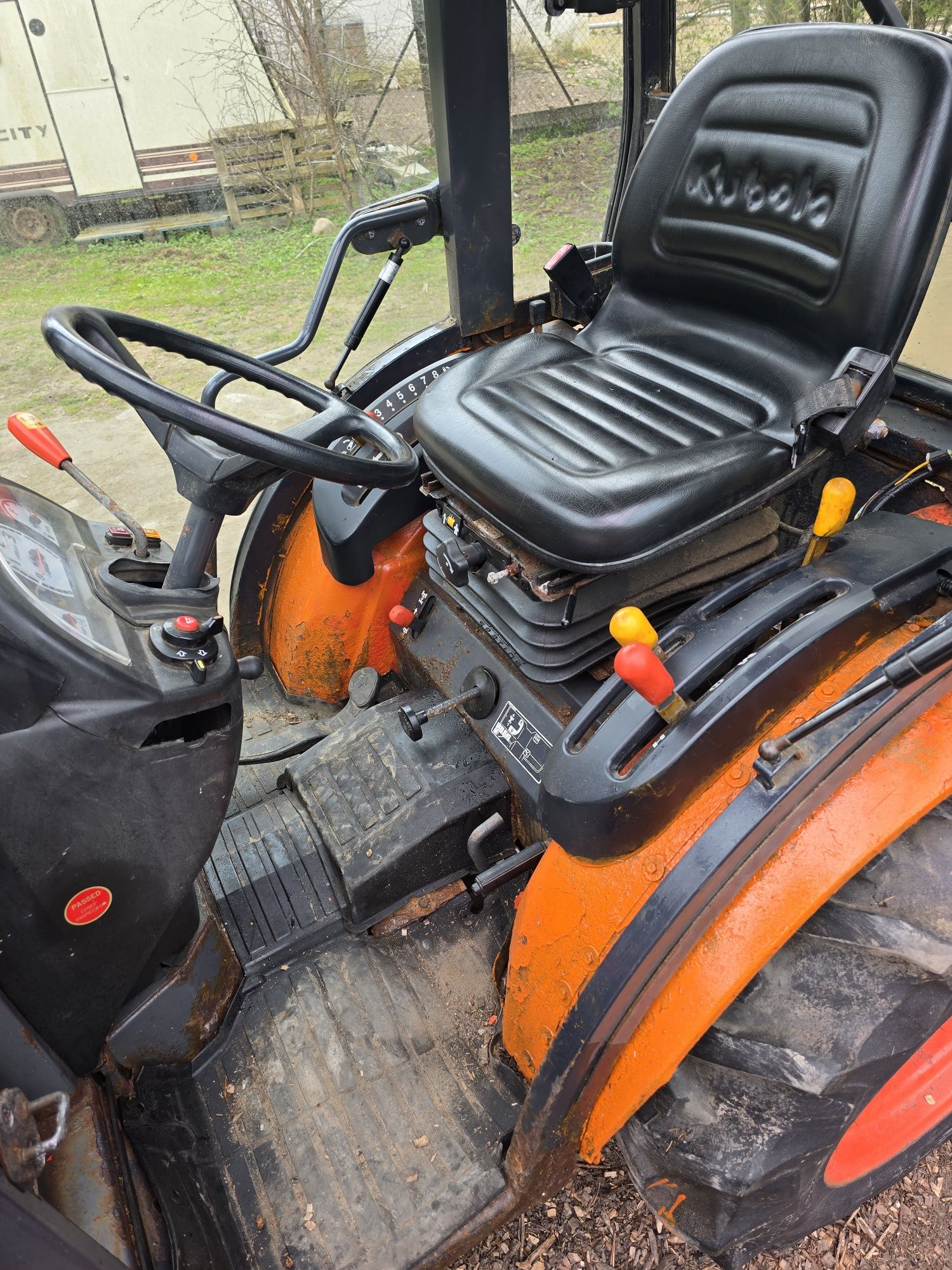 Traktor Kubota B2530