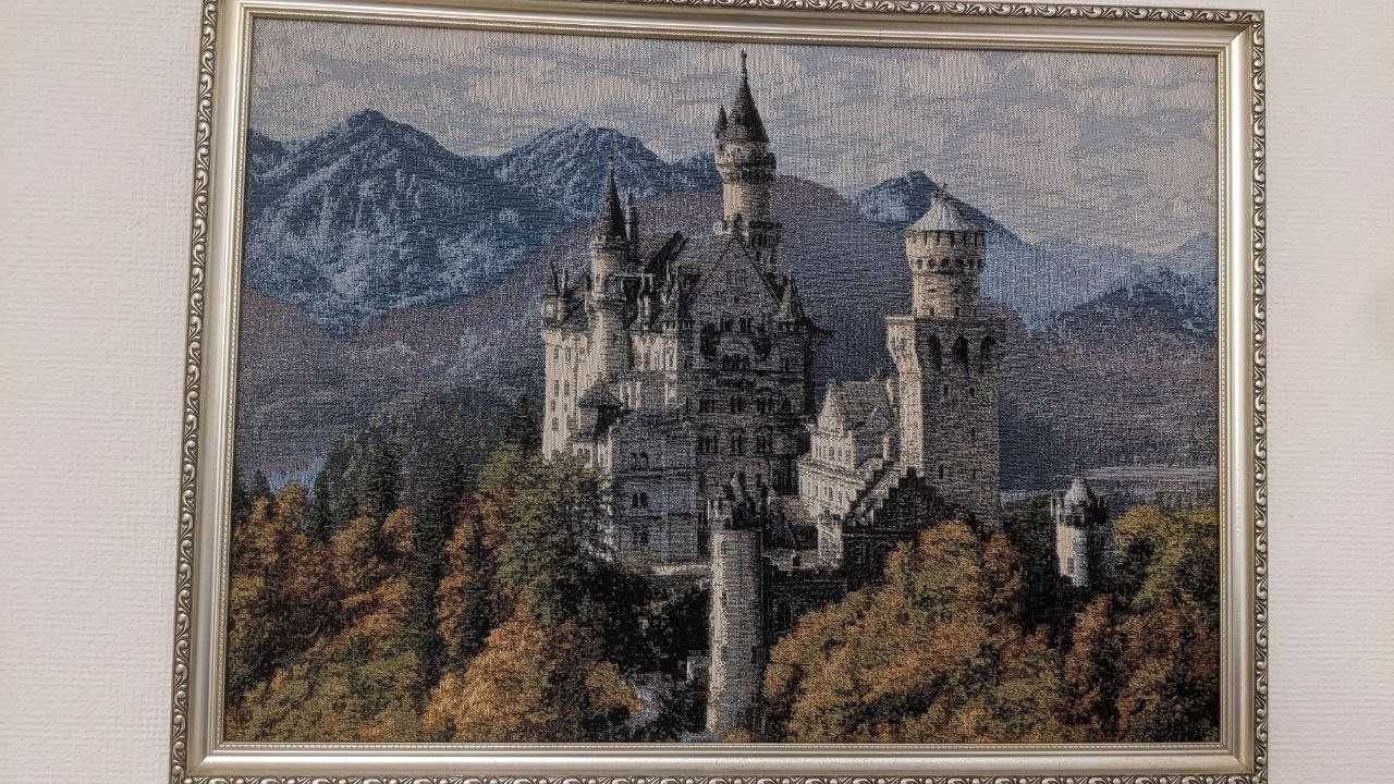 Картина "Замок на горе" на ткани 60х50 см в рамке