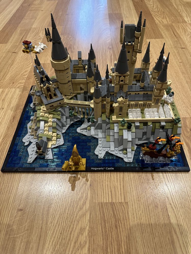 Lego Harry Potter Замок и территория Хогвартса ( 76419).