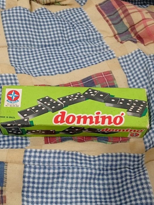 Domino completo em caixa Made on Brasil