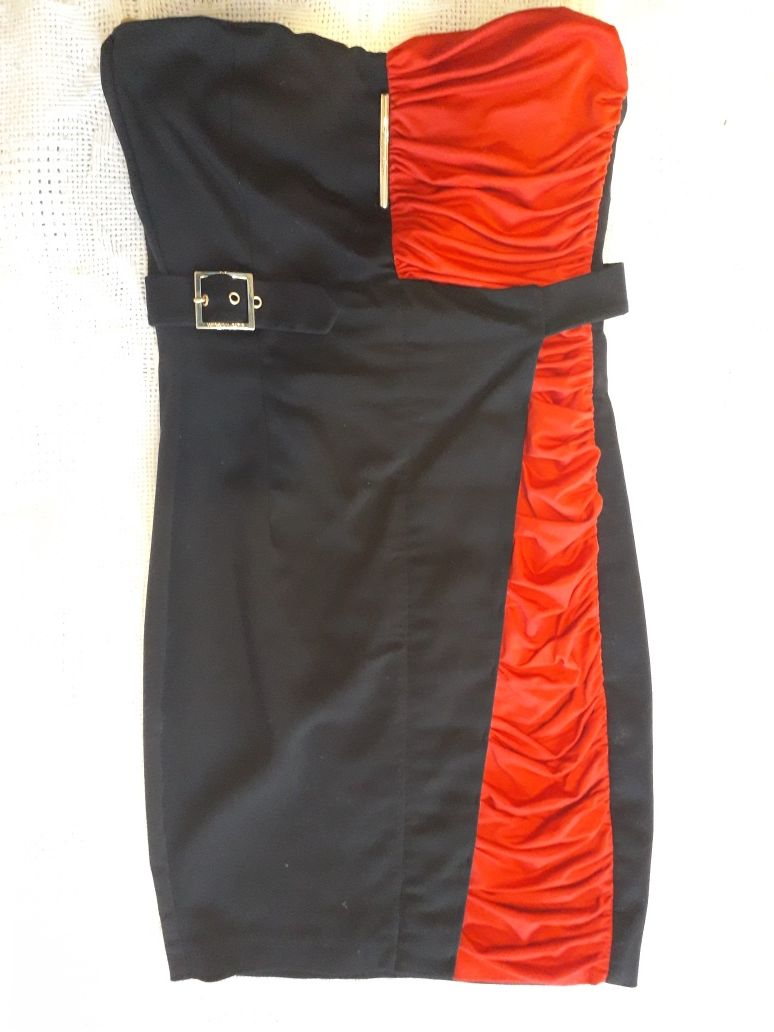 Sukienka czarno-czerwona r. S WAGGON PARIS