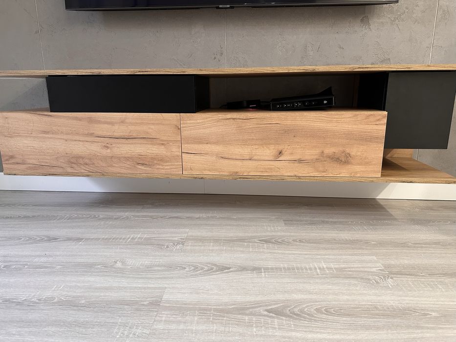 Szafka RTV brazowo czarna