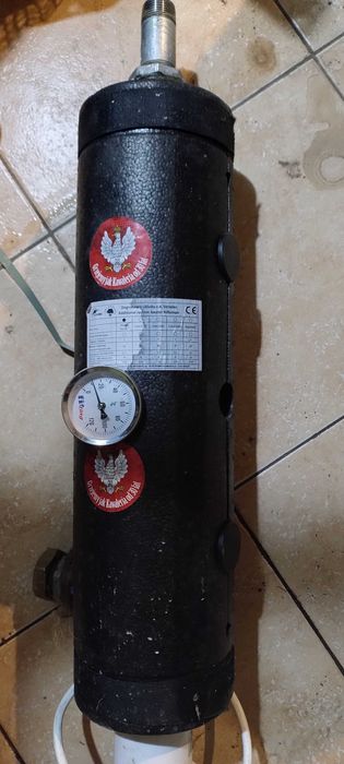 Dogrzewacz układu co