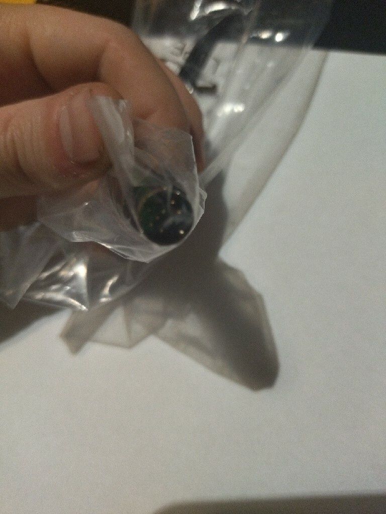 Adapter Gigabyte 12CF1-10S011-01R czarny