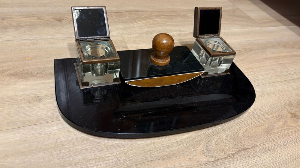 Zestaw kałamarzy na biurko