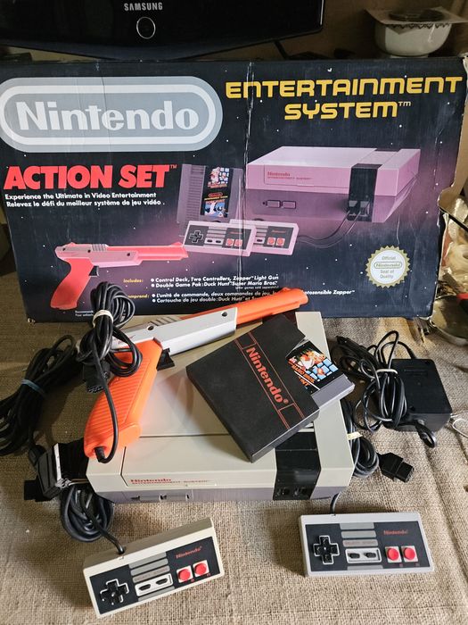 Nintendo Nes com caixa