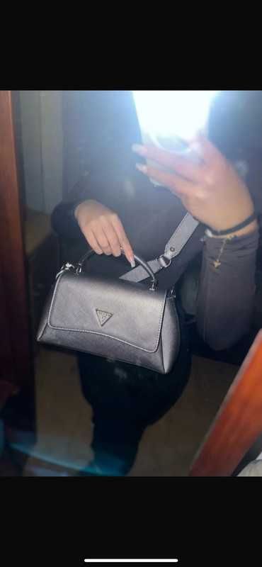 Mala GUESS nova c/etiqueta