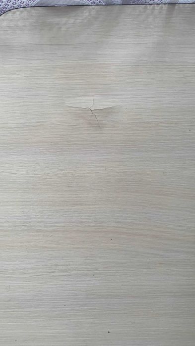 Стіл письмовий з полицями