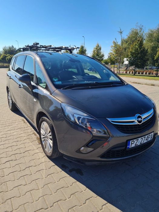 Opel Zafira Opel Zafira 1.6 CDTI ecoFLEX 2016, 7-miejsc, dach panoram
