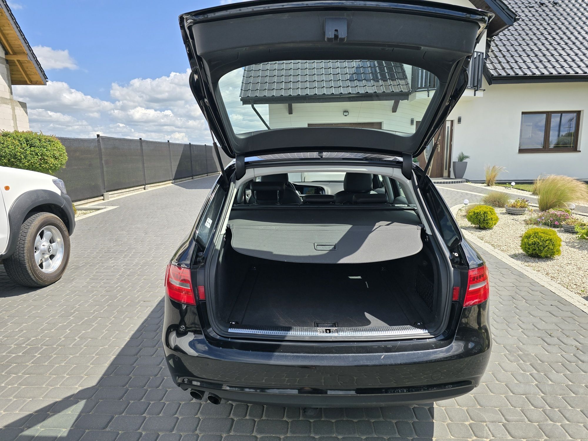 Audi a4 2013r 2.0 TDI skóry alcantara z Niemiec Oryginalny lakier!