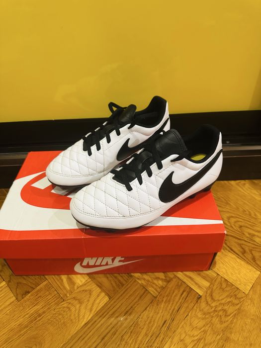 Бутсы Nike Majestry размер 36,5