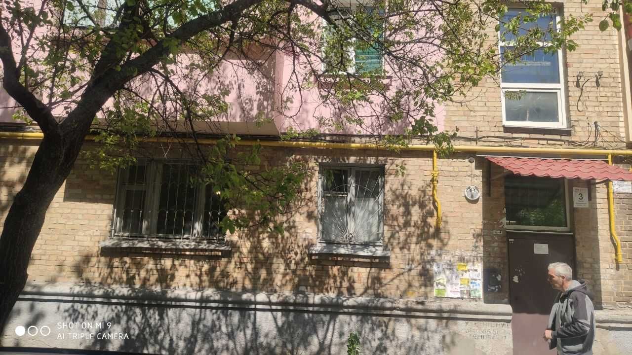 Продам квартиру в Соломенском районе