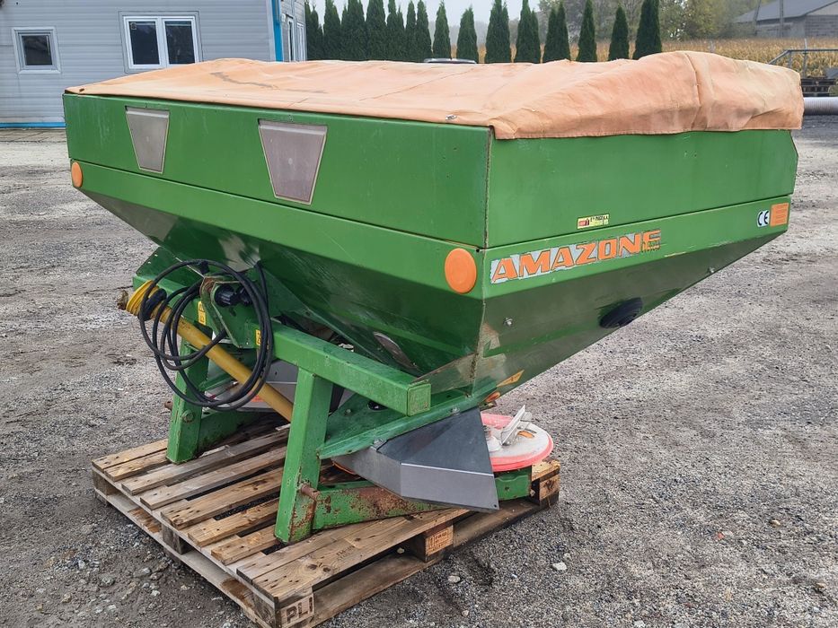 Rozsiewacz nawozu Amazone za-m compact lely centerliner  sulky bogball