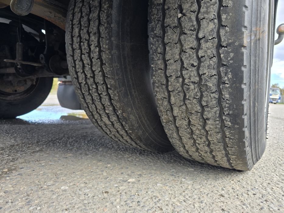 Przyczepa RESOR platforma bramowca mulda laweta rolnicza podłoga